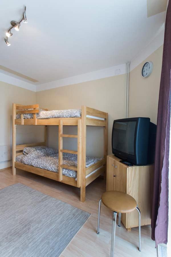 Hostel Day 'N' Night Ni エクステリア 写真