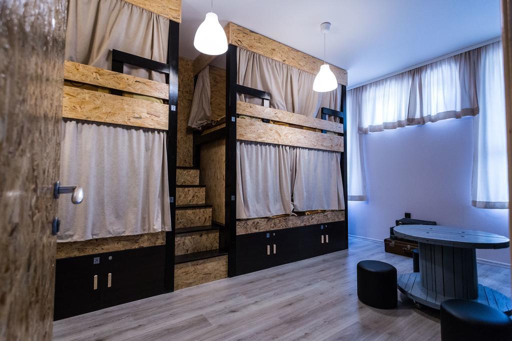 Hostel Day 'N' Night Ni 部屋 写真
