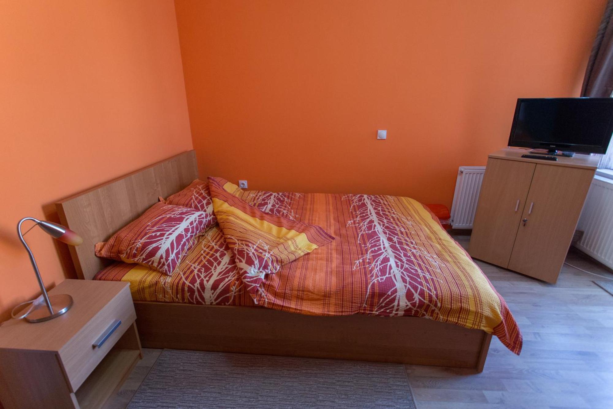 Hostel Day 'N' Night Ni 部屋 写真